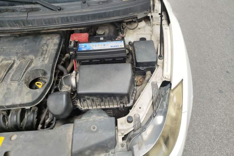 Used Geely Auto Englon C5 2015 1.5L Automatic Sedan Luxury Model Engine Bay Left