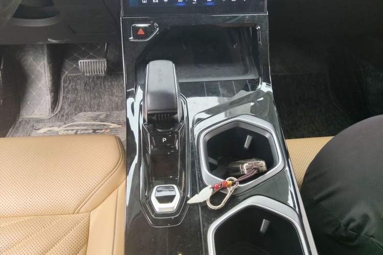 Used Geely Auto FX11 2023 1.5TD DCT Prestige Edition Gear Lever