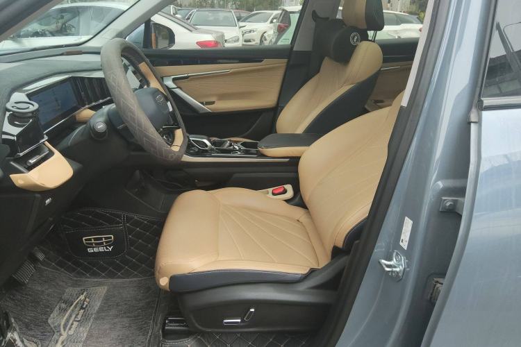 Used Geely Auto FX11 2023 1.5TD DCT Prestige Edition Left Front Seat