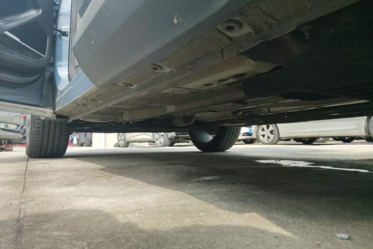Used Geely Auto FX11 2023 1.5TD DCT Prestige Edition Left Side Sill