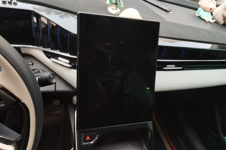 Used Geely Auto FX11 2023 1.5TD DCT Glory Edition Audio And AC Panel