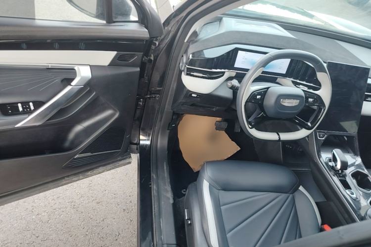 Used Geely Auto FX11 2023 1.5TD DCT Glory Edition Driver Seat