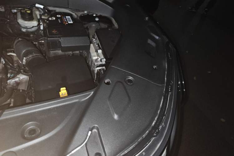 Used Geely Auto FX11 2023 1.5TD DCT Prestige Edition Engine Bay Left