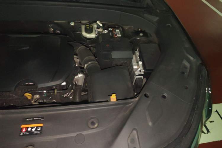 Used Geely Auto FX11 2023 1.5TD DCT Prestige Edition Engine Bay Left