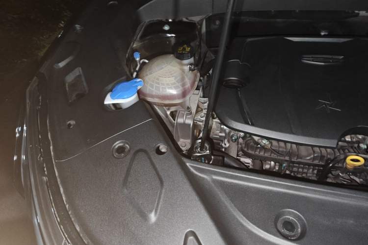 Used Geely Auto FX11 2023 1.5TD DCT Prestige Edition Engine Bay Right