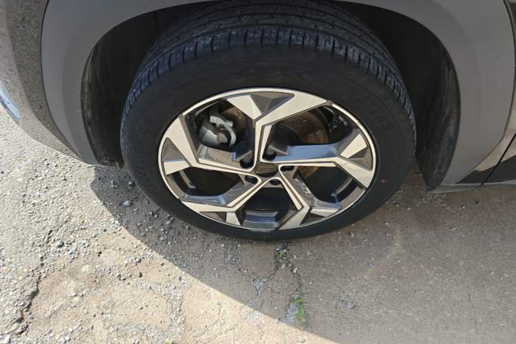 Used Geely Auto FX11 2023 1.5TD DCT Glory Edition Exterior 2