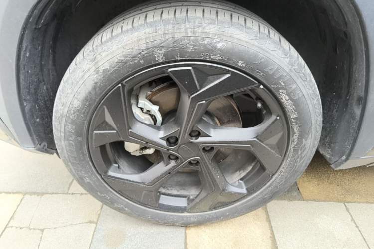 Used Geely Auto FX11 2023 1.5TD DCT Prestige Edition Exterior 4