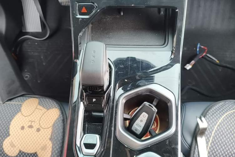 Used Geely Auto FX11 2023 1.5TD DCT Glory Edition Gear Lever