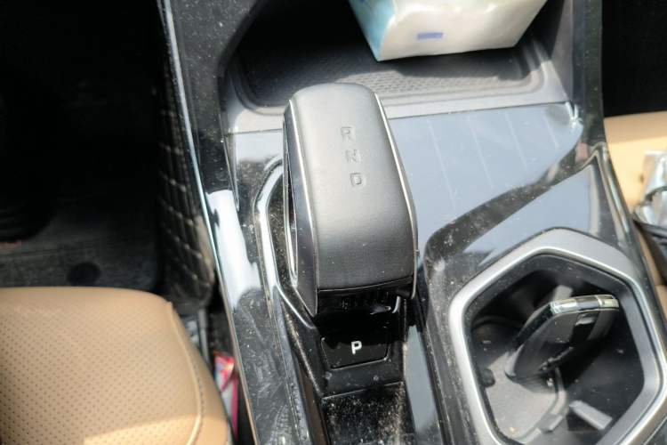 Used Geely Auto FX11 2023 1.5TD DCT Prestige Edition Gear Lever
