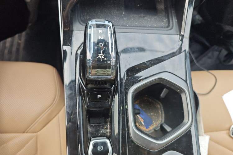 Used Geely Auto FX11 2023 1.5TD DCT Prestige Edition Gear Lever