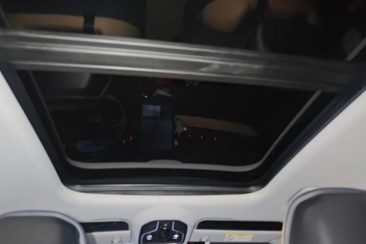 Used Geely Auto FX11 2023 1.5TD DCT Prestige Edition Headliner