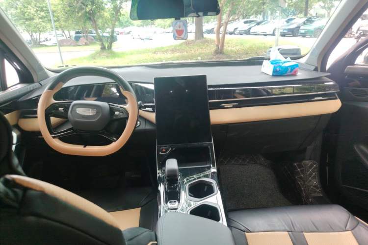 Used Geely Auto FX11 2023 1.5TD DCT Prestige Edition Interior 2