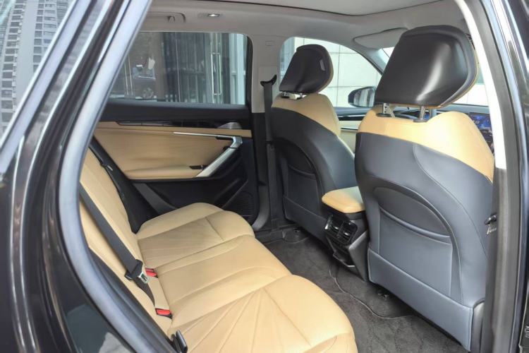 Used Geely Auto FX11 2023 1.5TD DCT Prestige Edition Interior 4