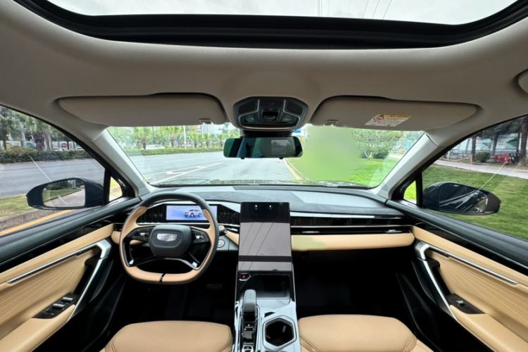 Used Geely Auto FX11 2023 1.5TD DCT Prestige Edition Interior 4