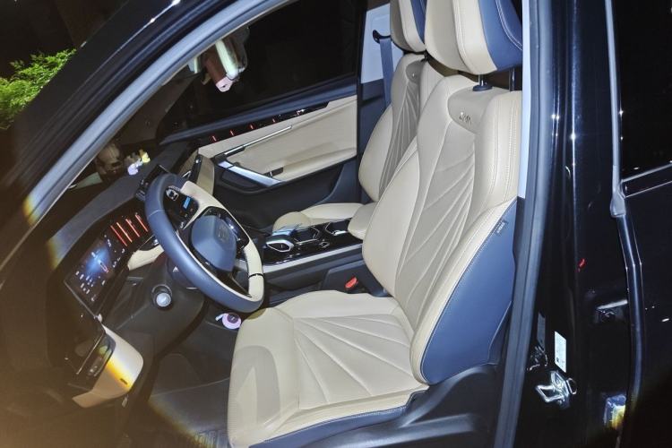 Used Geely Auto FX11 2023 1.5TD DCT Prestige Edition Left Front Seat