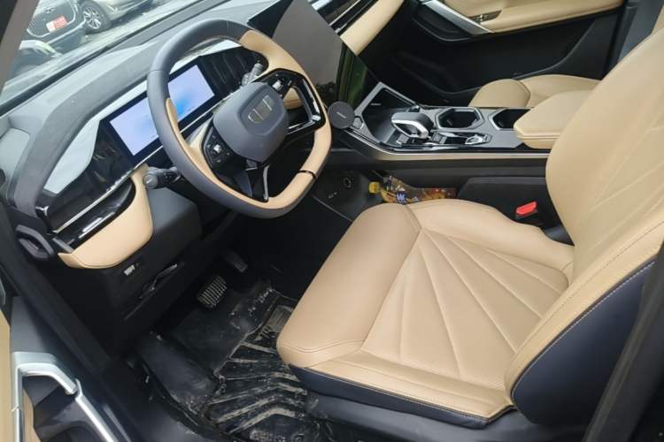 Used Geely Auto FX11 2023 1.5TD DCT Prestige Edition Left Front Seat