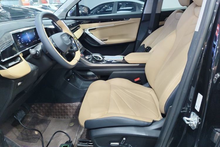 Used Geely Auto FX11 2023 1.5TD DCT Prestige Edition Left Front Seat