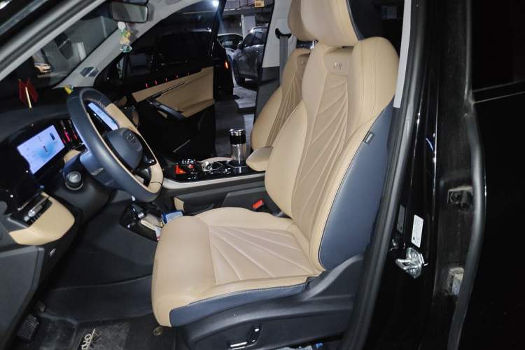 Used Geely Auto FX11 2023 1.5TD DCT Prestige Edition Left Front Seat