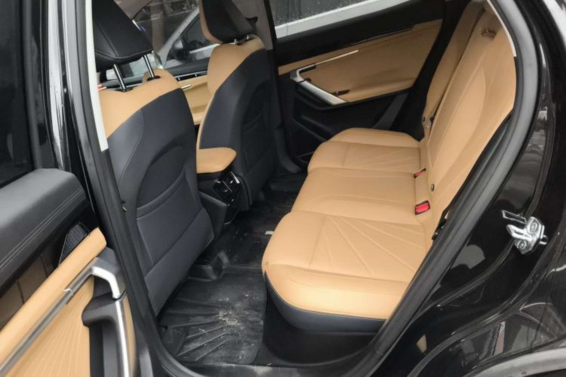 Used Geely Auto FX11 2023 1.5TD DCT Prestige Edition Left Rear Seat
