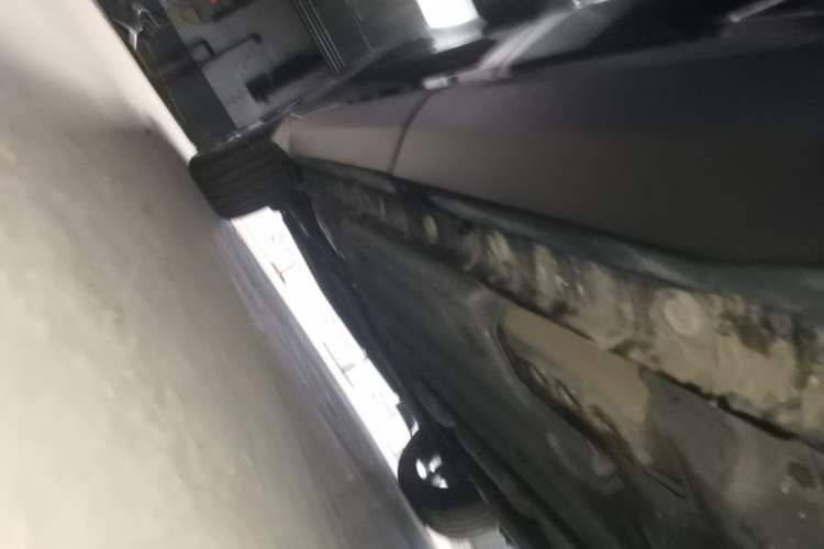 Used Geely Auto FX11 2023 2.0TD DCT Flagship Version Left Side Sill