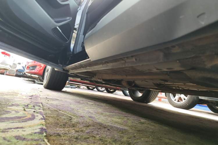Used Geely Auto FX11 2023 1.5TD DCT Luxury Version Left Side Sill