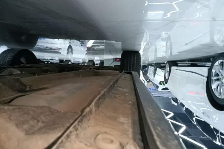 Used Geely Auto FX11 2023 1.5TD DCT Glory Edition Left Side Sill