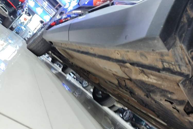 Used Geely Auto FX11 2023 1.5TD DCT Prestige Edition Left Side Sill