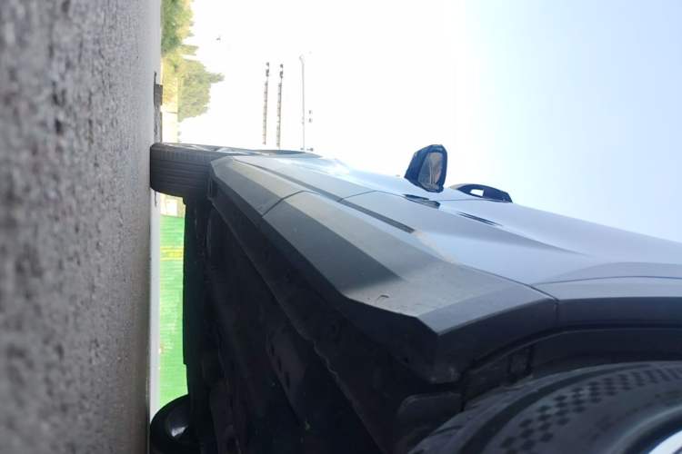 Used Geely Auto FX11 2023 1.5TD DCT Glory Edition Left Side Sill