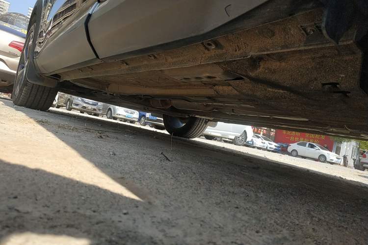 Used Geely Auto FX11 2023 2.0TD DCT Prestige Edition Left Side Sill