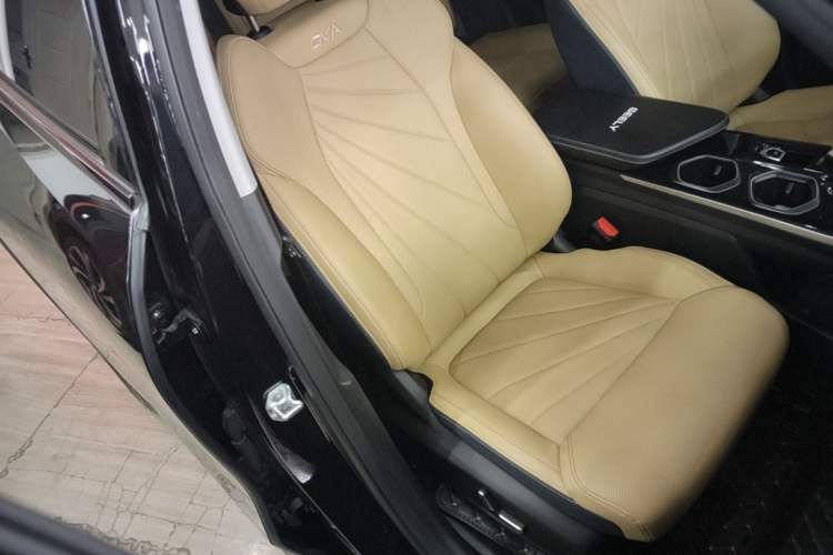 Used Geely Auto FX11 2023 1.5TD DCT Prestige Edition Right Front Seat