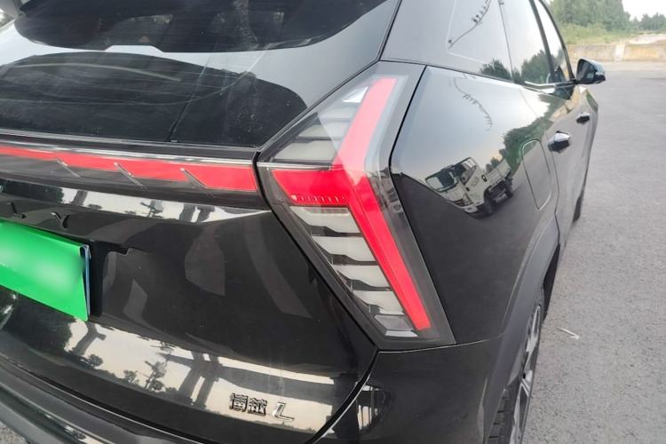 Used Geely Auto FX11 2023 1.5TD DCT Glory Edition Right Rear Taillight