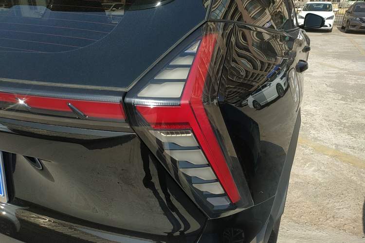 Used Geely Auto FX11 2023 2.0TD DCT Prestige Edition Right Rear Taillight