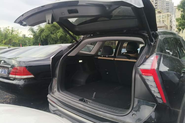 Used Geely Auto FX11 2023 1.5TD DCT Prestige Edition Trunk