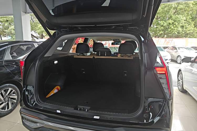 Used Geely Auto FX11 2023 1.5TD DCT Prestige Edition Trunk