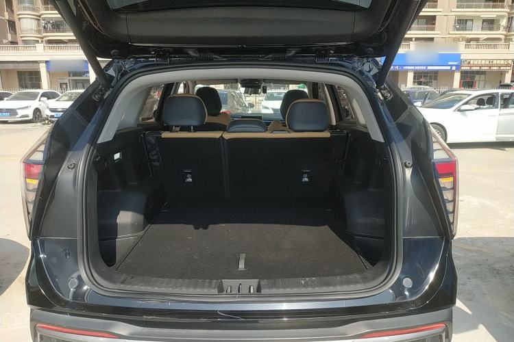 Used Geely Auto FX11 2023 2.0TD DCT Prestige Edition Trunk