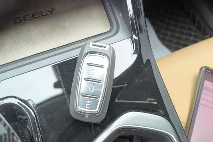 Used Geely Auto FX11 2023 1.5TD DCT Prestige Edition Vehicle Key