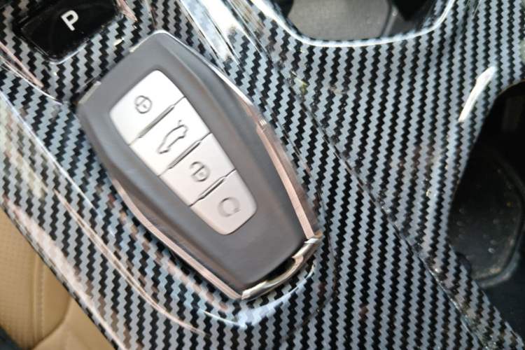 Used Geely Auto FX11 2023 1.5TD DCT Prestige Edition Vehicle Key