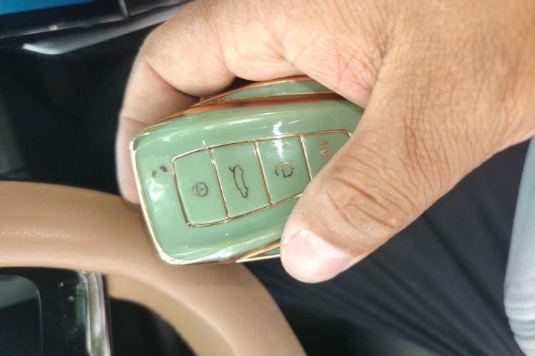 Used Geely Auto FX11 2023 1.5TD DCT Prestige Edition Vehicle Key