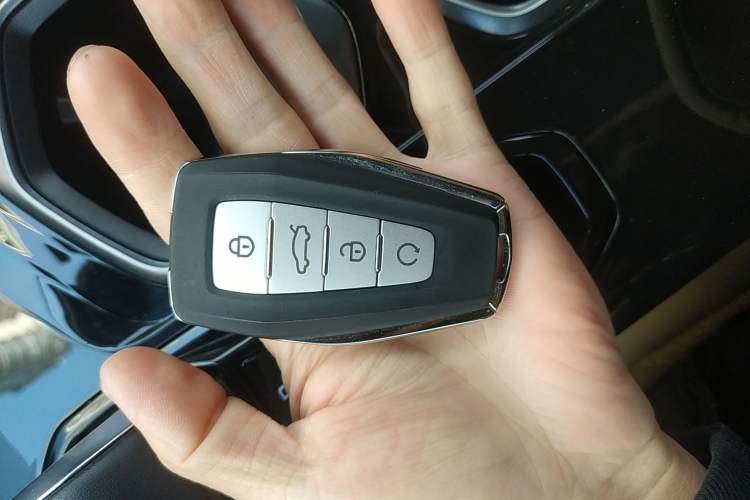 Used Geely Auto FX11 2023 2.0TD DCT Prestige Edition Vehicle Key