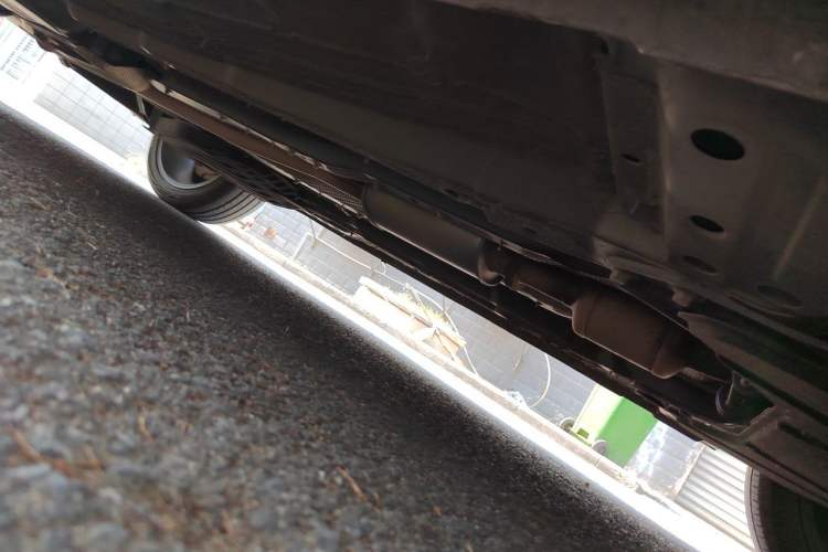Used Geely Auto FX11 2023 1.5TD DCT Prestige Edition Chassis Front Right