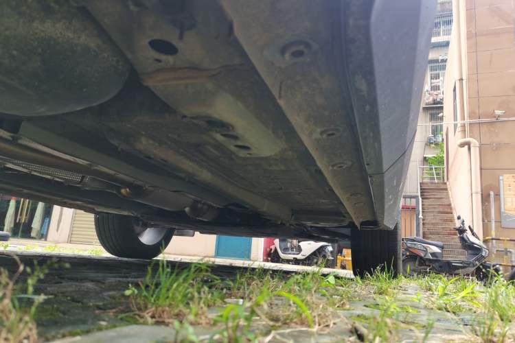 Used Geely Auto FX11 2023 1.5TD DCT Prestige Edition Chassis Rear Right