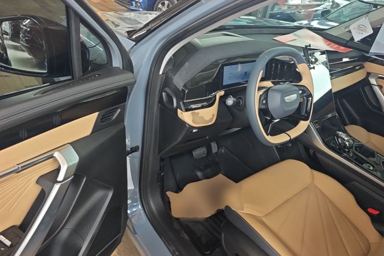Used Geely Auto FX11 2023 2.0TD DCT Prestige Edition Driver Seat