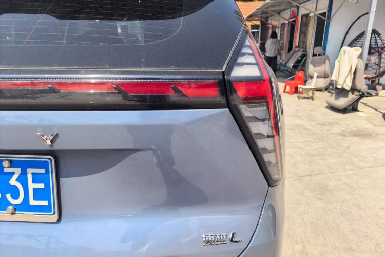Used Geely Auto FX11 2023 1.5TD DCT Prestige Edition Exterior 3
