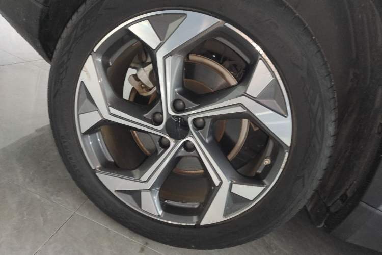 Used Geely Auto FX11 2023 1.5TD DCT Prestige Edition Exterior 5