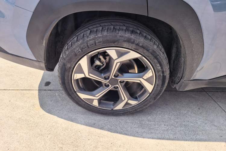 Used Geely Auto FX11 2023 1.5TD DCT Prestige Edition Exterior 5