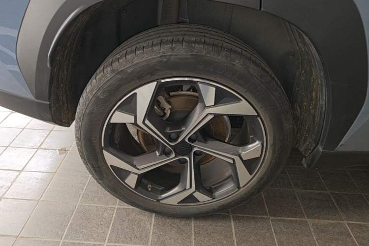 Used Geely Auto FX11 2023 1.5TD DCT Prestige Edition Exterior 5