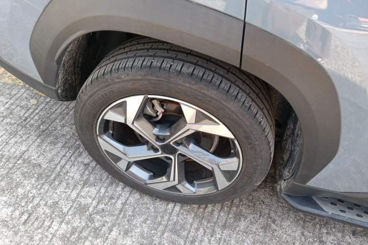 Used Geely Auto FX11 2023 1.5TD DCT Prestige Edition Exterior 5