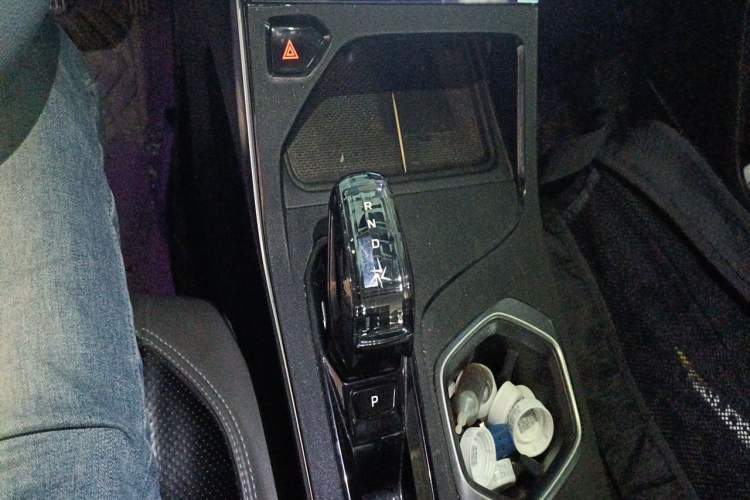 Used Geely Auto FX11 2023 1.5TD DCT Prestige Edition Gear Lever