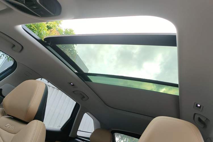 Used Geely Auto FX11 2023 1.5TD DCT Prestige Edition Headliner