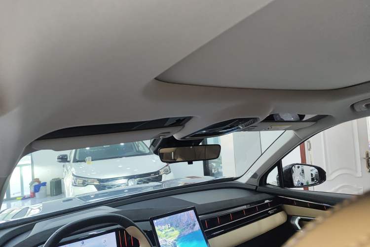 Used Geely Auto FX11 2023 1.5TD DCT Prestige Edition Headliner
